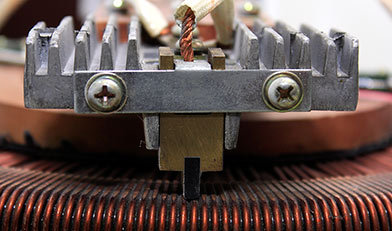 Подвижный контакт